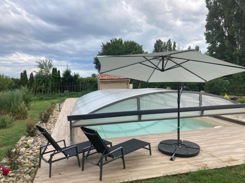 Gite Abeille-Soleil Saint-Nicolas-de-la-Grave Exterior photo